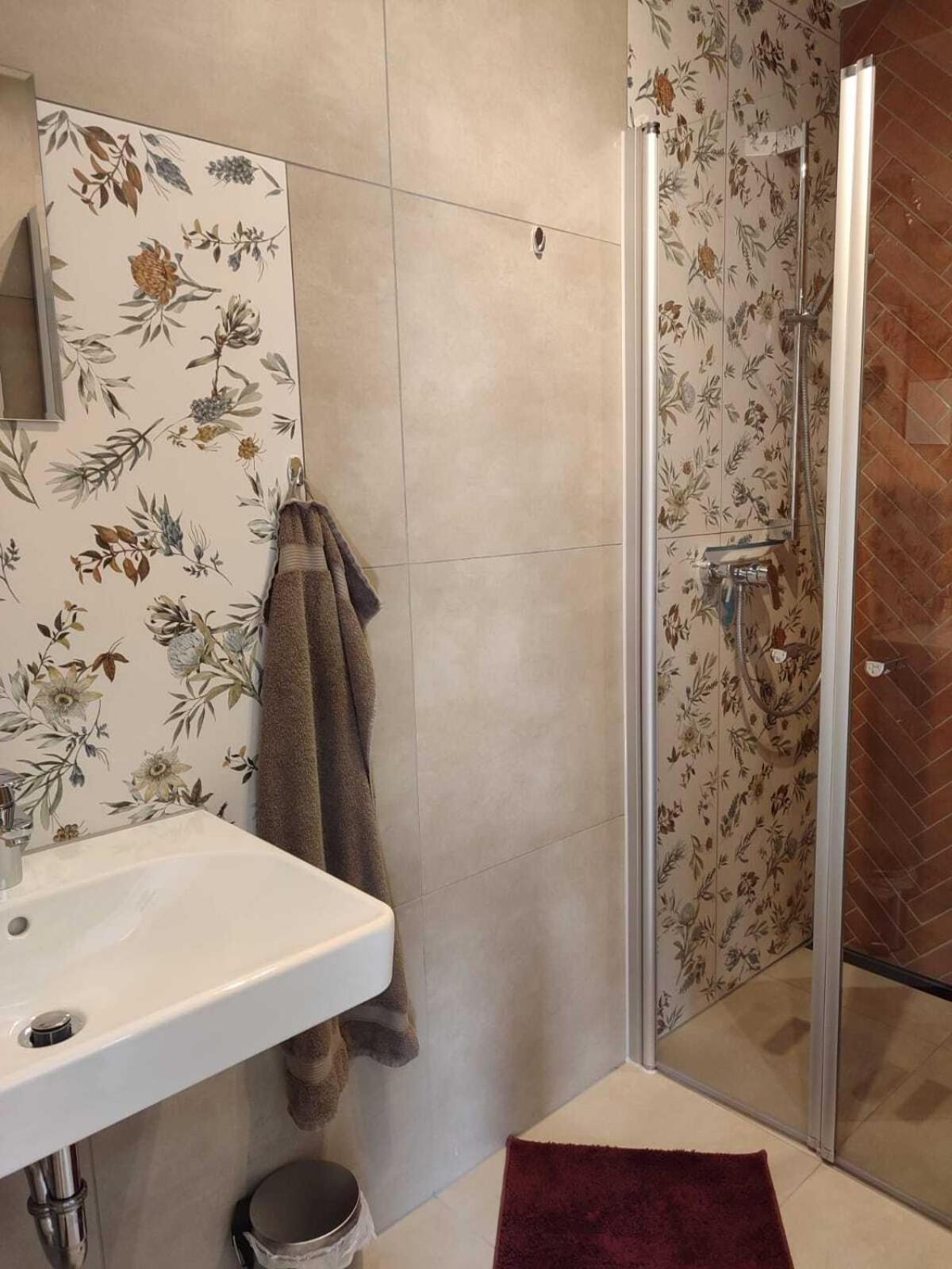 Ferien-Appartements Am Roedertor 罗滕堡 外观 照片